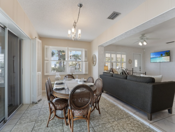 Anna Maria Island Beachside Cottage For Next Vacation