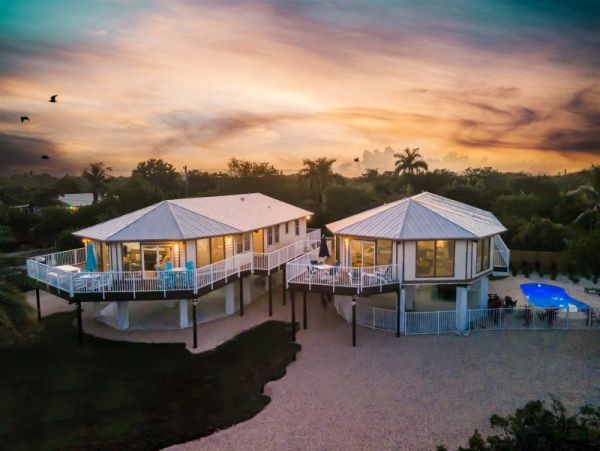 Florida Keys Luxury 8 Bedroom Vacation Pool Rental on Beach
