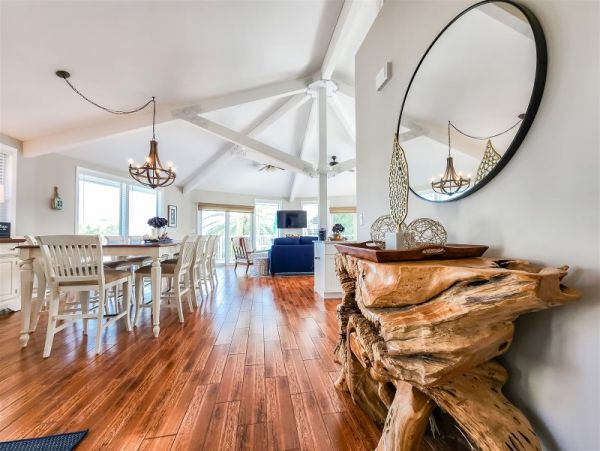 Florida Keys Luxury 8 Bedroom Vacation Pool Rental on Beach