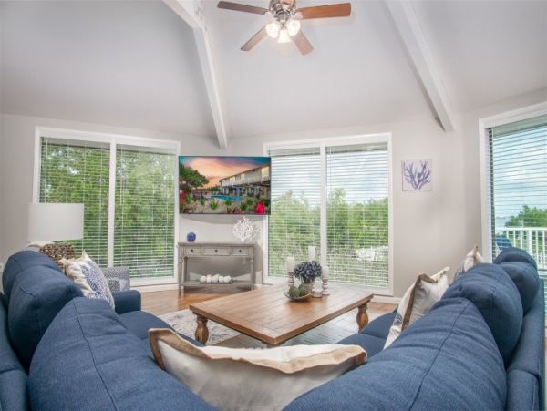 Florida Keys Luxury 8 Bedroom Vacation Pool Rental on Beach