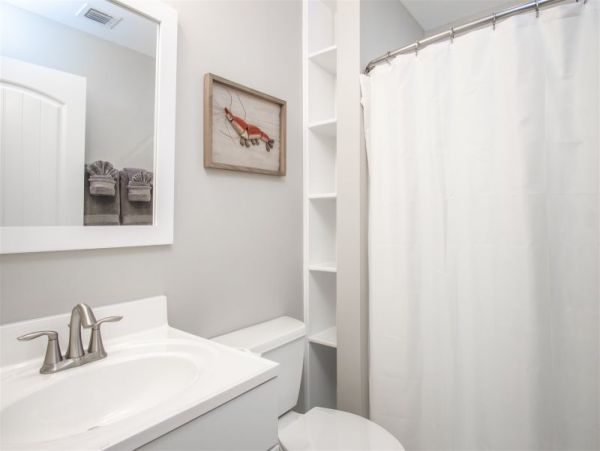 Florida Keys Luxury 8 Bedroom Vacation Pool Rental on Beach