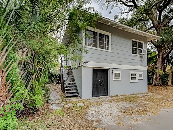 St. Petersburg Home with Two Bedroom