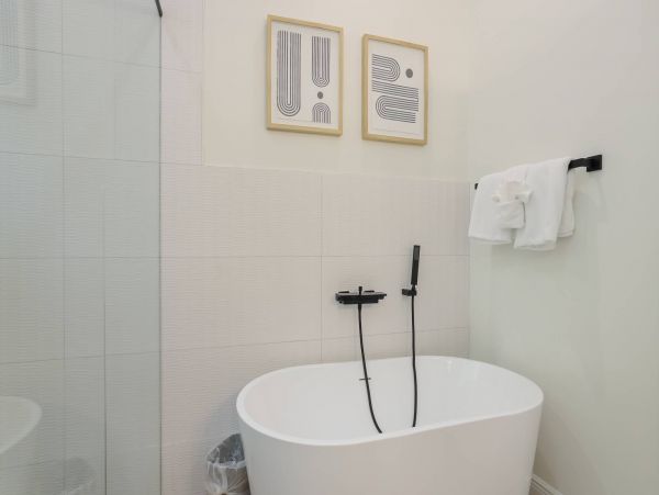Holmes Beach Vacation Home Four Bedroom Walk to Beach