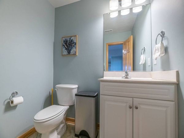 Luxurious Semi-Oceanfront 7-Bedroom Home in Corolla - Perfect Family Getaway