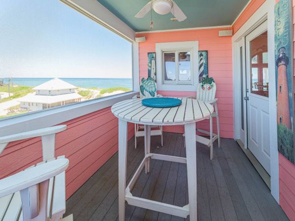 Six Bedroom Oceanfront Vacation Rental Home in The Outer Banks