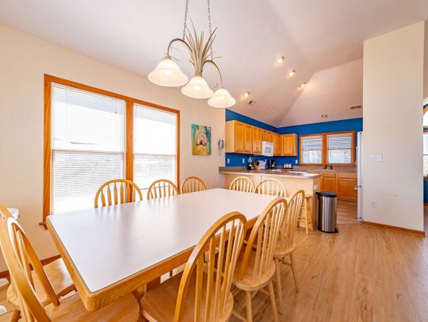 Charming Corolla 6 Bedroom Vacation Rental with Pool & Spa