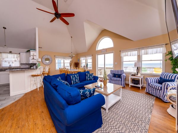 Coastal 7 Bedroom Vacation Rental in Nags Head