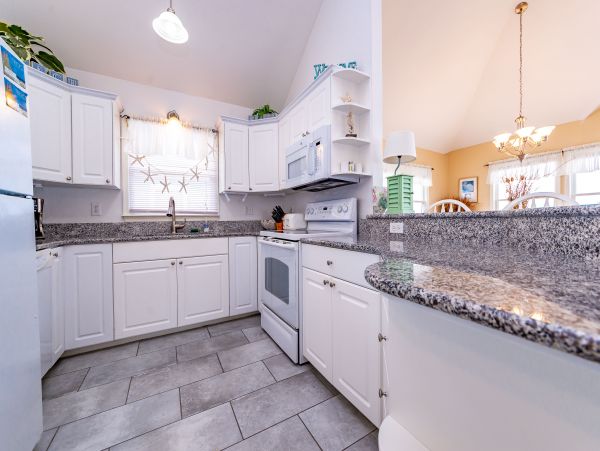 Coastal 7 Bedroom Vacation Rental in Nags Head