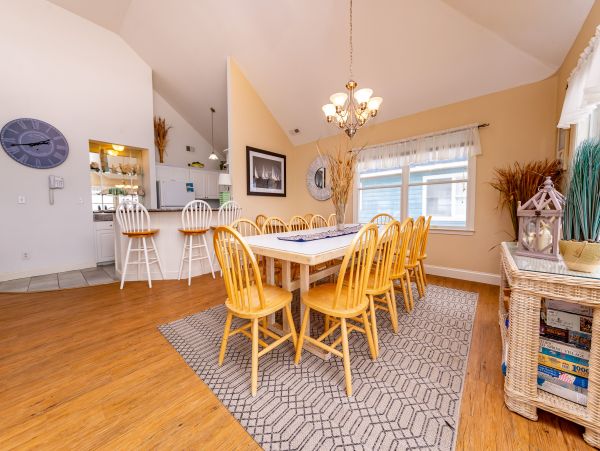 Coastal 7 Bedroom Vacation Rental in Nags Head