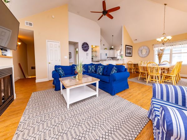 Coastal 7 Bedroom Vacation Rental in Nags Head