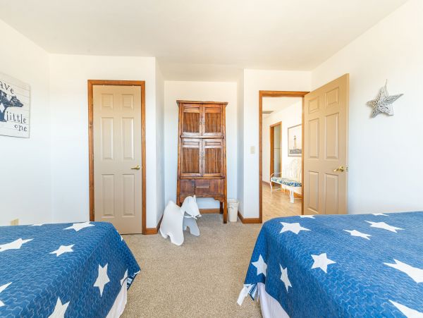 On Beach Nags Head Vacation Home Six Bedroom