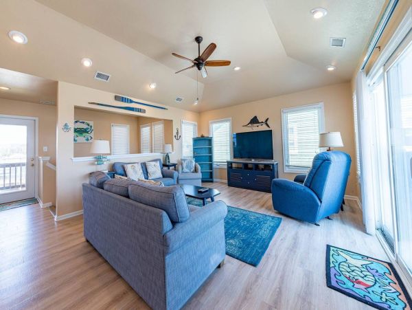 Nags Head Oceanfront Vacation Rental - Outer Banks Luxury Home with Pool & Hot Tub