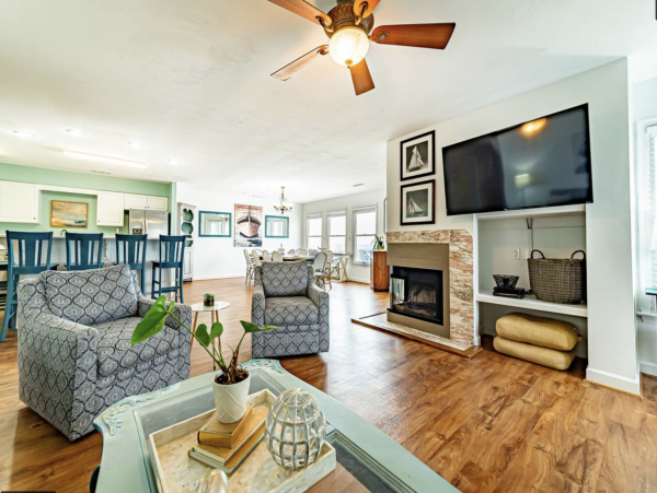 5,000 sq ft Nags Head Beach House Pool