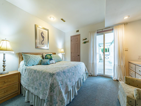5,000 sq ft Nags Head Beach House Pool