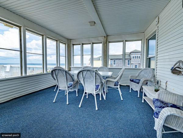 5,000 sq ft Nags Head Beach House Pool