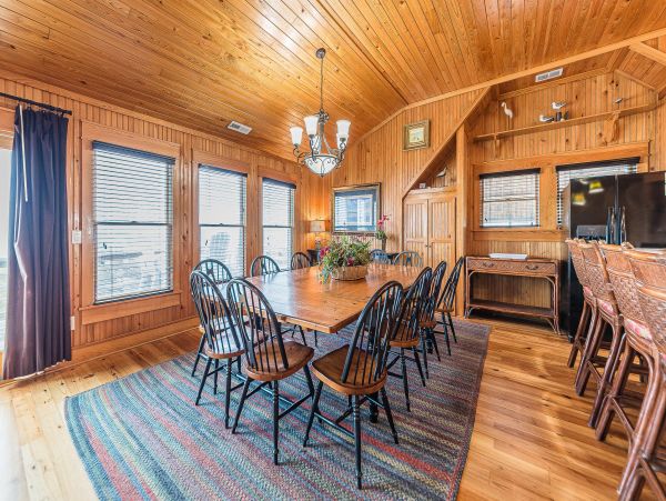 Eight Bedroom Beautiful Beach House Nags Head