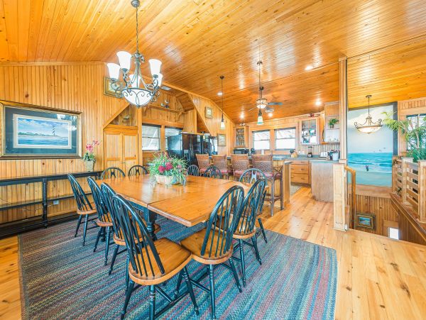 Eight Bedroom Beautiful Beach House Nags Head