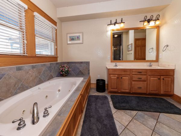 Eight Bedroom Beautiful Beach House Nags Head