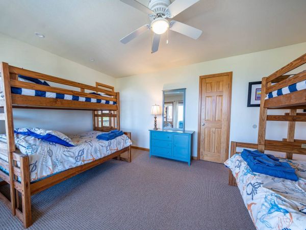 Perfect Getaway with Pool & Spa in Carova Beach Sleeps 14