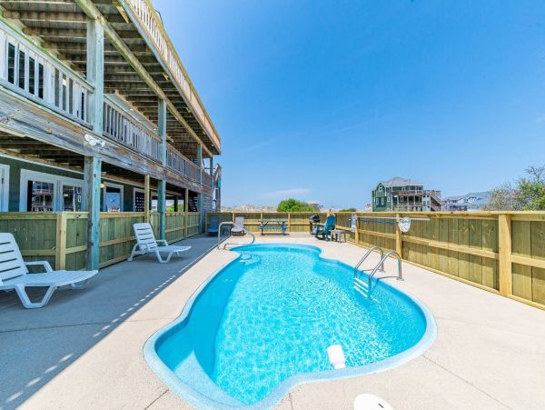 Perfect Getaway with Pool & Spa in Carova Beach Sleeps 14