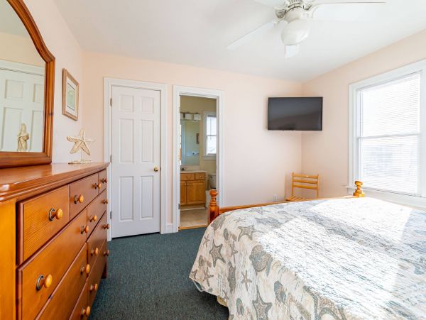 Spacious Nags Head Rental: Beach Access & Game Room