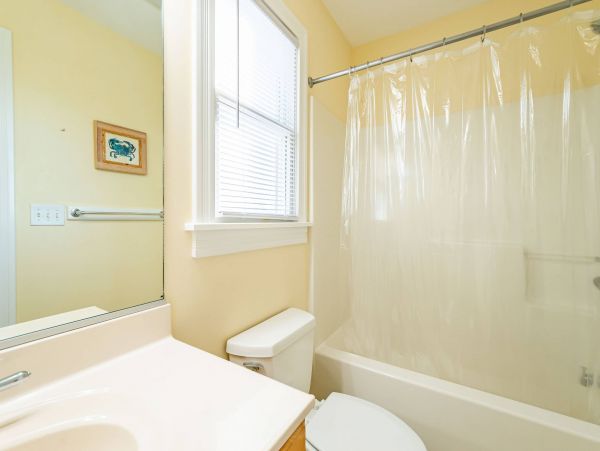 Spacious Nags Head Rental: Beach Access & Game Room