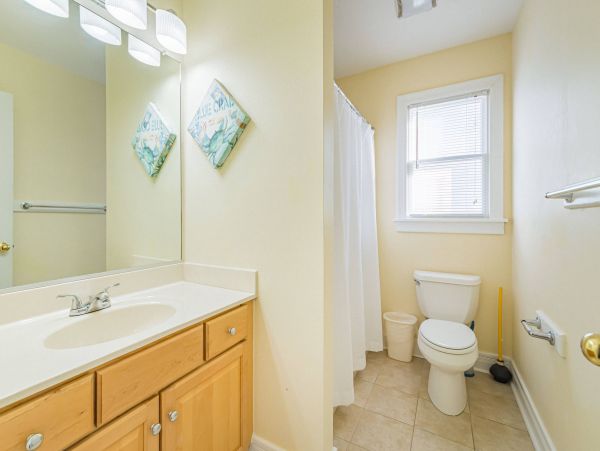 Spacious Nags Head Rental: Beach Access & Game Room