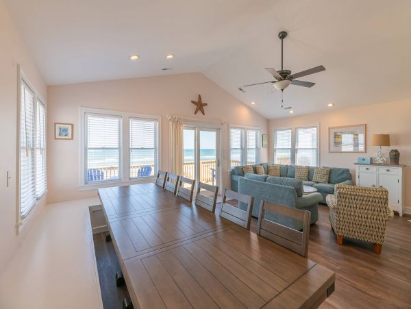 Spacious Nags Head Rental: Beach Access & Game Room