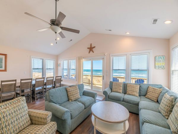 Spacious Nags Head Rental: Beach Access & Game Room