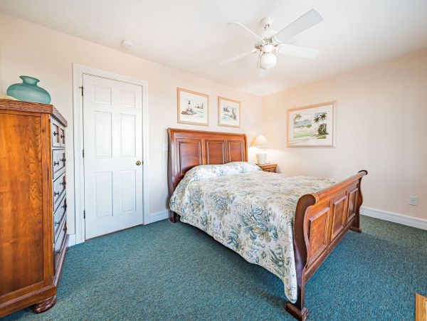 Spacious Nags Head Rental: Beach Access & Game Room