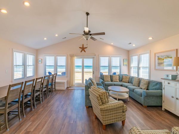 Spacious Nags Head Rental: Beach Access & Game Room