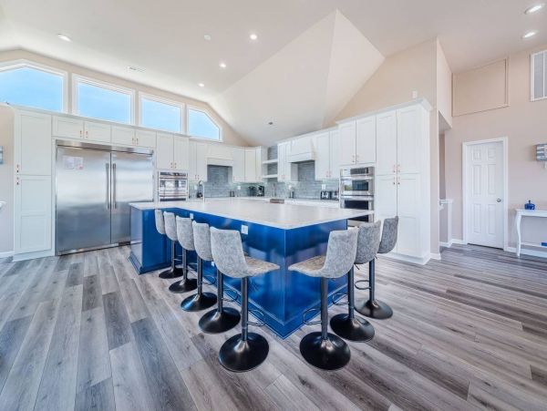 12-Bedroom Oasis in Corolla - Perfect for Gatherings & Celebrations