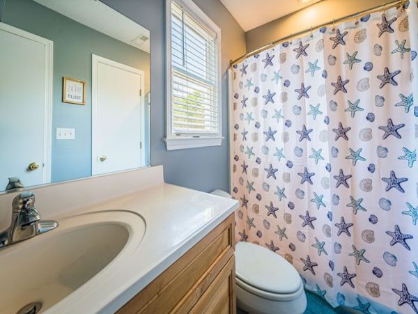 12-Bedroom Oasis in Corolla - Perfect for Gatherings & Celebrations