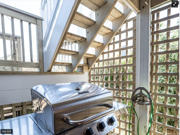 Nags Head Beach House with Pool Great Rental