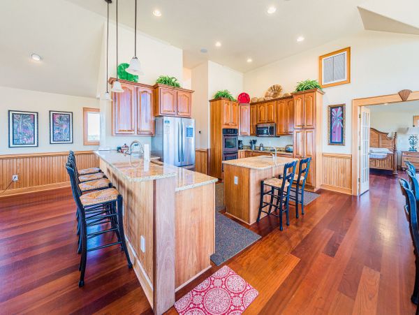 Semi-Oceanfront 6 Bedroom Vacation Rental in Carova Beach