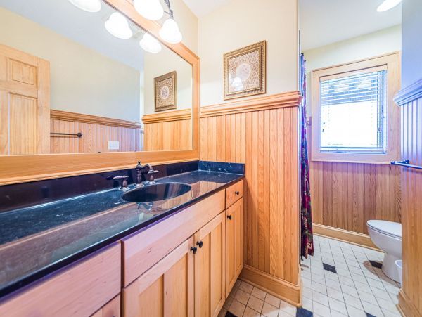 Semi-Oceanfront 6 Bedroom Vacation Rental in Carova Beach