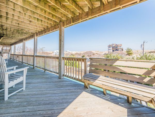 Semi-Oceanfront 6 Bedroom Vacation Rental in Carova Beach