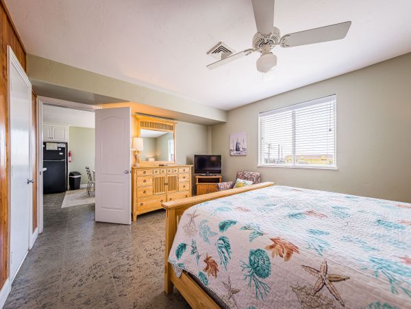 Oceanfront Nags Head Vacation Home Six Bedroom