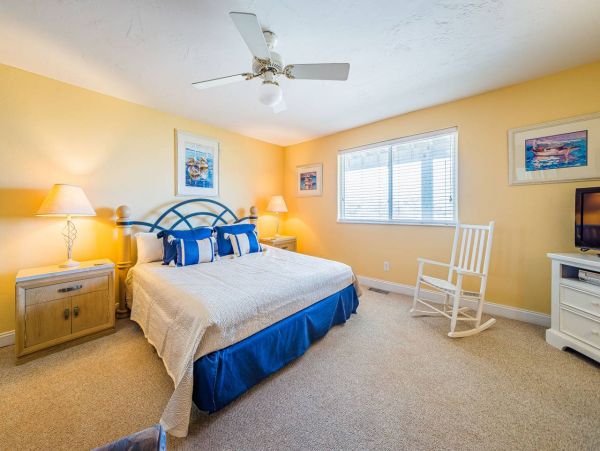 Oceanfront Nags Head Vacation Home Six Bedroom