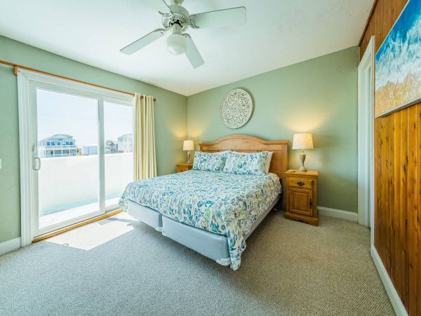 Oceanfront Nags Head Vacation Home Six Bedroom