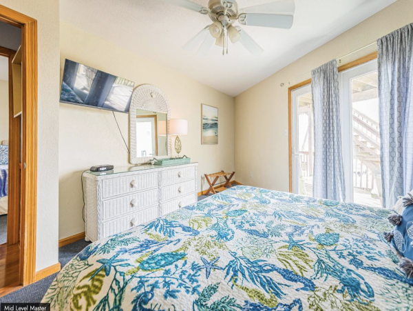 Only Fifty Yards to your Direct Beach Access Outer Banks