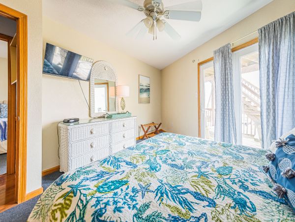 Only Fifty Yards to your Direct Beach Access Outer Banks