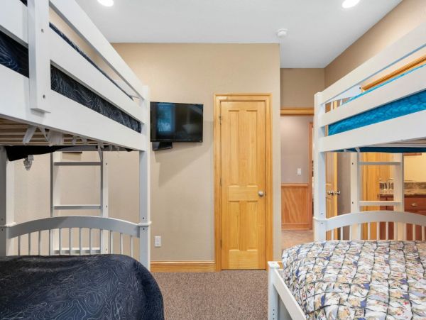 Outer Banks 12 Bedroom Oceanfront Vacation Rental Home