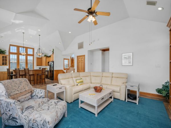 Wonderful Seven Vacation Home Steps from the Beach