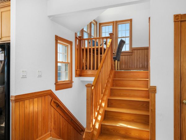 Wonderful Seven Vacation Home Steps from the Beach