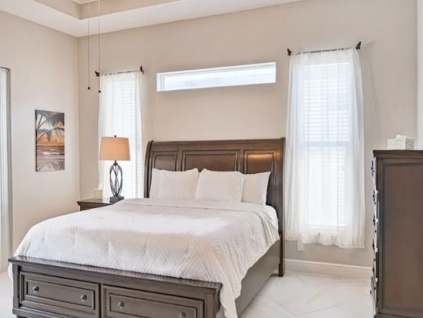 Cape Coral's  Wonderful Home with Four Bedrooms
