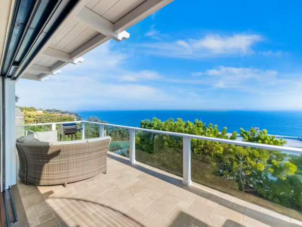 Modern 3 Bedroom Vacation Home in Malibu with Amazing Views