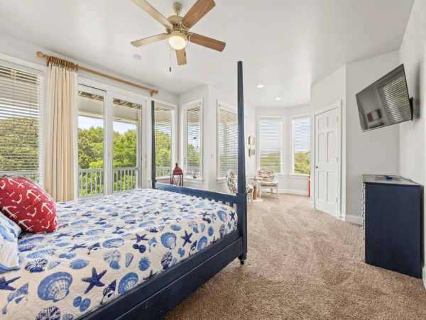 Discover Your Dream Vacation at a Luxurious 7-Bedroom Rental in Corolla