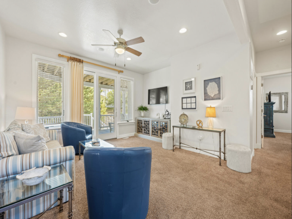Discover Your Dream Vacation at a Luxurious 7-Bedroom Rental in Corolla