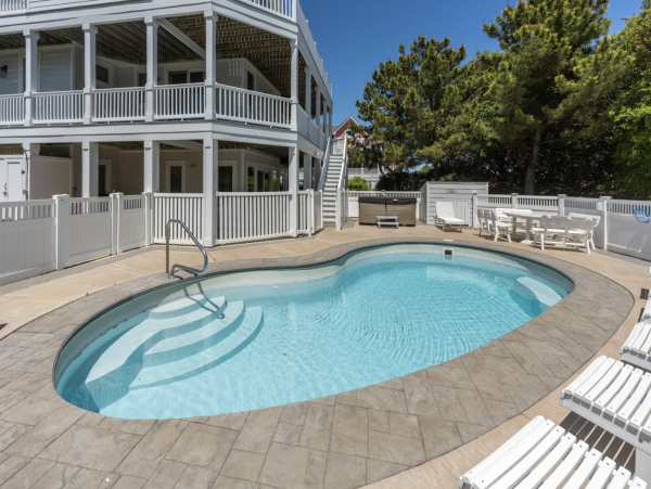 Discover Your Dream Vacation at a Luxurious 7-Bedroom Rental in Corolla